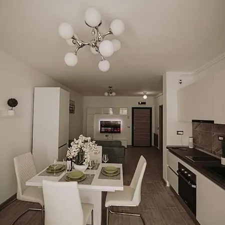 Modern In Alezzi Năvodari